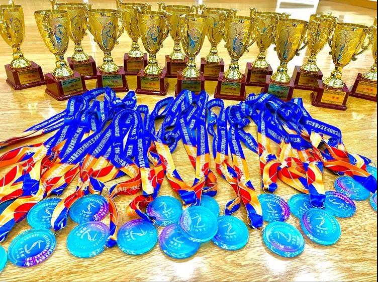 【全国体育舞蹈公开赛“星秀杯”中国湘潭赛】我校拉丁舞社团18个孩子出战获佳绩